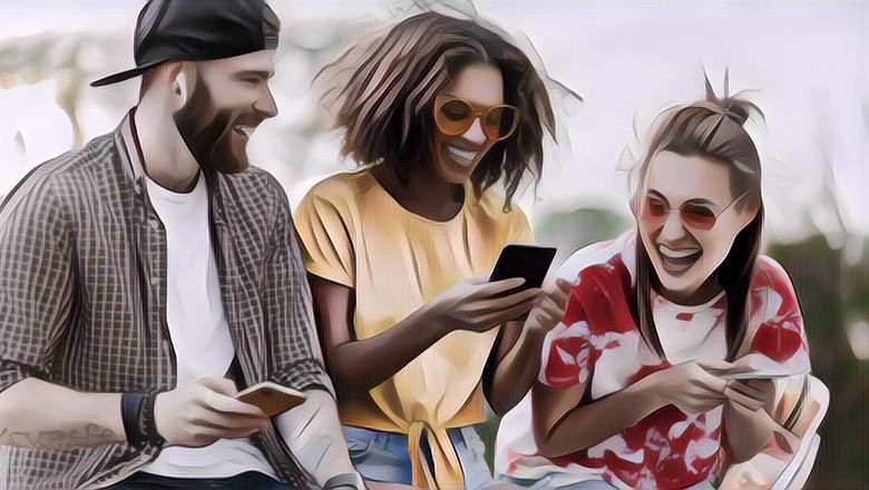 4 Zodiak Hobi Ngelawak yang Paling Dicari Saat Temannya Sedih