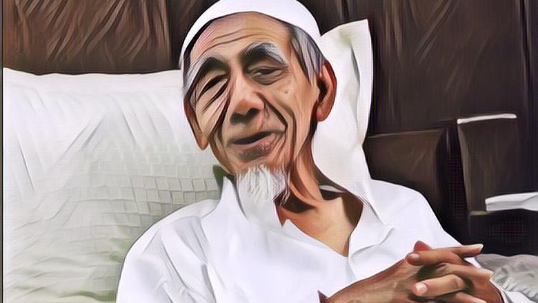 Dilarang Meludah di Area Rumah karena Bikin Rezeki Seret, Terungkap Nasehat dari Mbah Moen