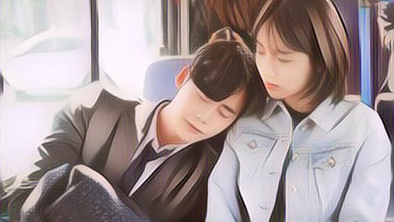 Kalo Si Doi Nunjukin 5 Tanda Ini, Tandanya Dia Naksir Kamu