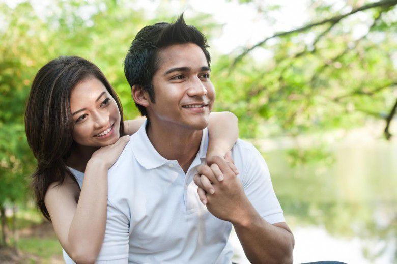 Cinta dimiliki untuk ditunjukkan dan diberikan kepada pasangan.