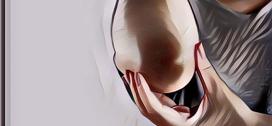 7 Cara Mengatasi Siku yang Menghitam Agar Tidak Mengganggu Penampilan