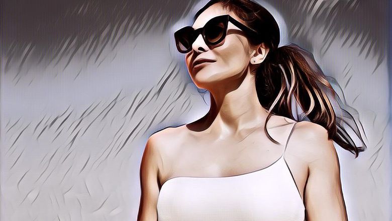 5 OOTD ke Pantai ala Wulan Guritno yang Bikin Terpesona, Netizen: Tante Idaman Pemuda Bangsa