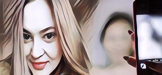 Kisah PNS yang Dapat Kecaman dari Warga Karena Tampil Seksi untuk Majalah Playboy