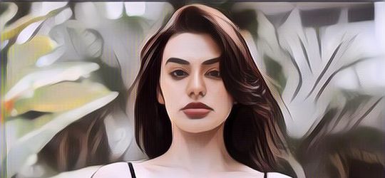 Nggak Banyak yang Tahu, Para Artis Ini Beragama Hindu, Ada yang Bukan dari Bali