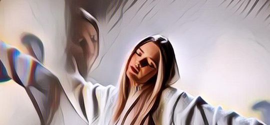 Wanita Ini Positif Covid-19 Dan Alami Efek Samping Yang Tak Biasa