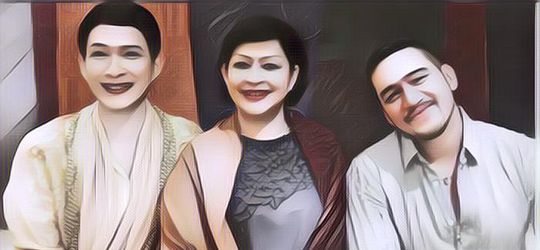 Begini Respon Ibu Oscar Lawalata Saat Putranya Jadi Perempuan