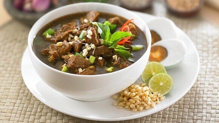 7. Rawon
