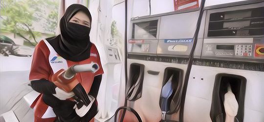 Ternyata Pegawai SPBU Warna Seragamnya Beda-beda, Tau Gak Artinya Apa?