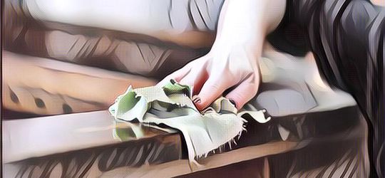 9 Tips Merawat Perabotan dari Kayu Solid Agar Usianya Panjang dan Tetap Indah