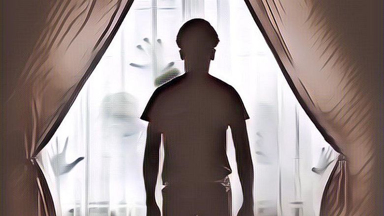 Merinding! Member Girlgrup Ini Terus Alami Gangguan Makhlus Halus Meski Pindah Ke Asrama Baru