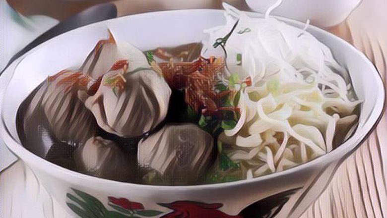Bule Ini Terkejut Saat Lihat Pedagang Bakso Naik Motor di Bali: Kitchen Moving