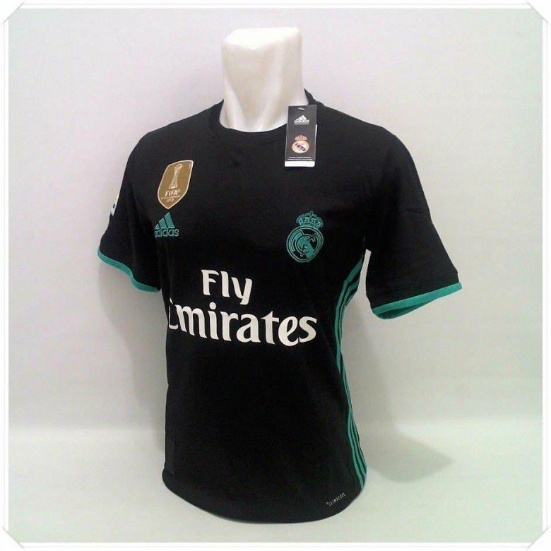 5. Jersey sepakbola original