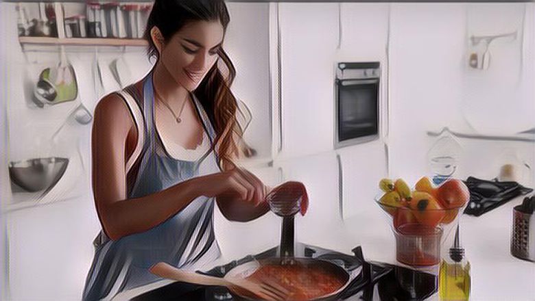 Niat Bikinin Gebetan Bakmi Goreng Buat Gebetan, Eh Cewek Ini Malah Berujung Bikin 1,5 Kg Bakmi