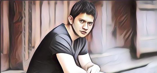 3 Fakta Mengenai Baju Hitam Polos: Cocok Buat Musim Panas, tapi ...