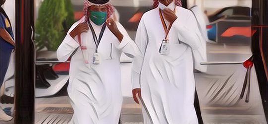 Terjawab Sudah! Alasan Orang Arab Tahan Pakai Baju Panjang dan Cadar di Cuaca Panas