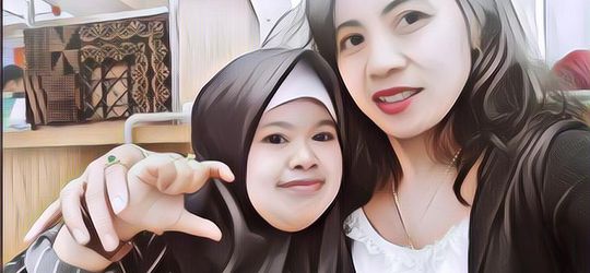 Seperti Kakak Adek, Begini Potret Ibunda Kekeyi, Bikin Netizen Salfok