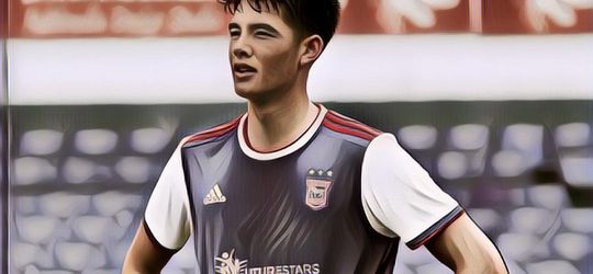 Fakta Elkan Baggott, Pemain Timnas U-19 Berbadan Jangkung yang Berhasil Curi Perhatian