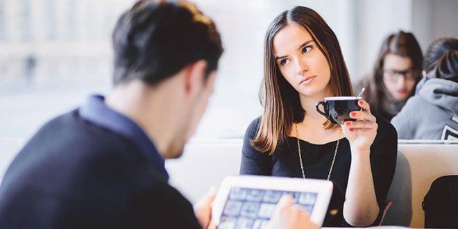 3. Hanya Bicara tentang Dirinya