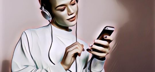 Bener Nggak Sih Mendengar Lagu Galau Pas Patah Hati Bikin Lega?