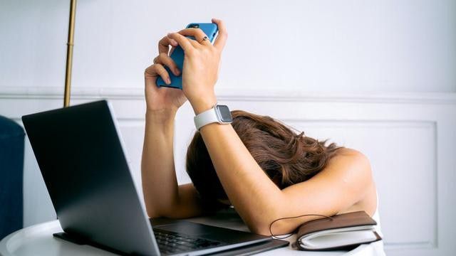 1. Batasi Komunikasi