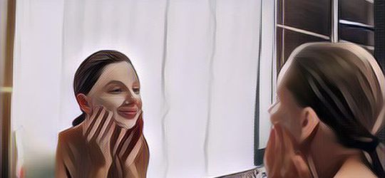 Buat Kamu yang Punya Kulit Kering, Begini Tips Pilih Sabun Wajah yang Tepat