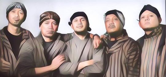 Arti Lirik Lagu Cintamu Sepahit Topi Miring - Jogja Hip Hop Foundation, Rap Jawa 'Nong Ji Nong Ro' Viral Di TikTok