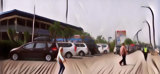 Sungguh Teganya-teganya, Seorang Anak Ketinggalan Mobil Keluarganya Saat Buang Air di Toilet Rest Area