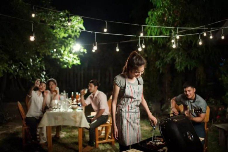 3. Merayakan Bersama Keluarga