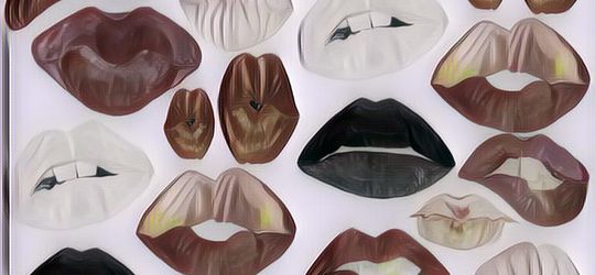 Warna Lipstik Favorit untuk Musim Panas 2018