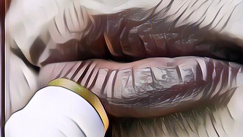 Cara Menjaga Bibir Tetap Lembab Saat Puasa, Demi Penampilan Tetap Fresh!