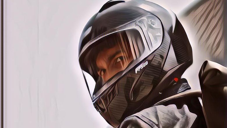 Cuma Gara-Gara Pakai Helm Biasa, Pria Ini Ditinggal Gebetan