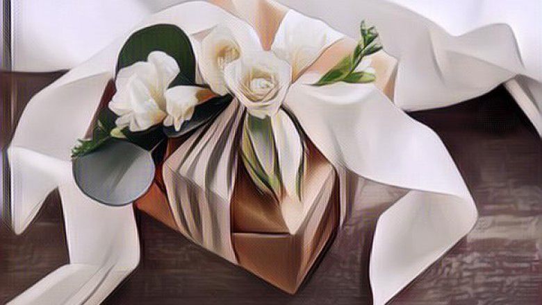 Ini Dia Arti Tajir Melintir Sesungguhnya, Wanita Ini Beri Uang Rp 30 Juta Buat Kado Pernikahan