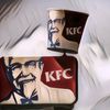 Viral Wanita Tunarungu yang Pesan Makan di KFC, Rekasi Pelayannya Bikin Terharu