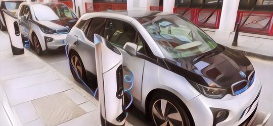 Sebelum Membeli, Kenali Dulu Plus Minus Mobil Listrik Berikut Ini