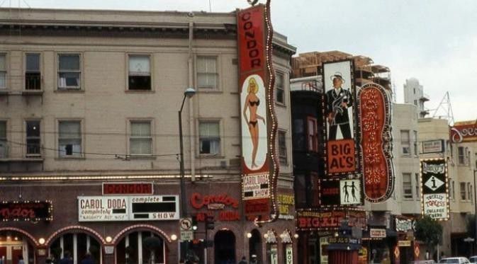 5. Bergencetan di Langit-langit