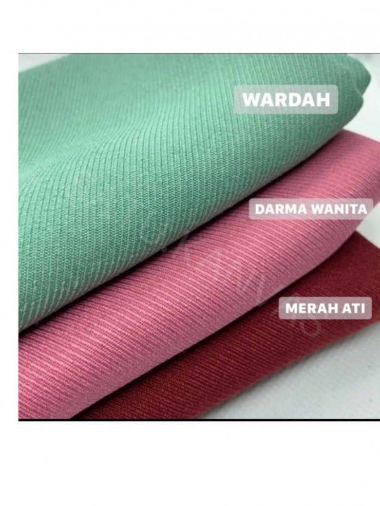 2. Bukannya ini merek kosmetik ya? Suka-suka yang jual deh