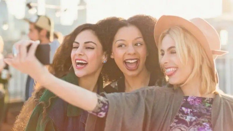 1. Merasa Lebih Baik dari Orang Lain