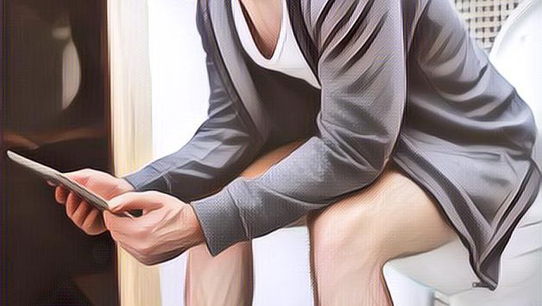 Inilah Alasan Kenapa Kamu Harus Mulai STOP Main HP di Toilet, Gak Sehat Banget!