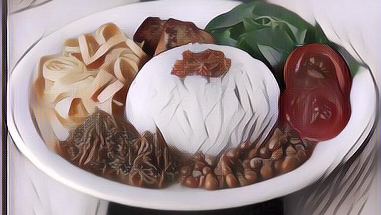 Nasi Uduk yang Dijual Pada Malam Hari Rasanya Lebih Enak Dibanding Pagi Hari, Benarkah?