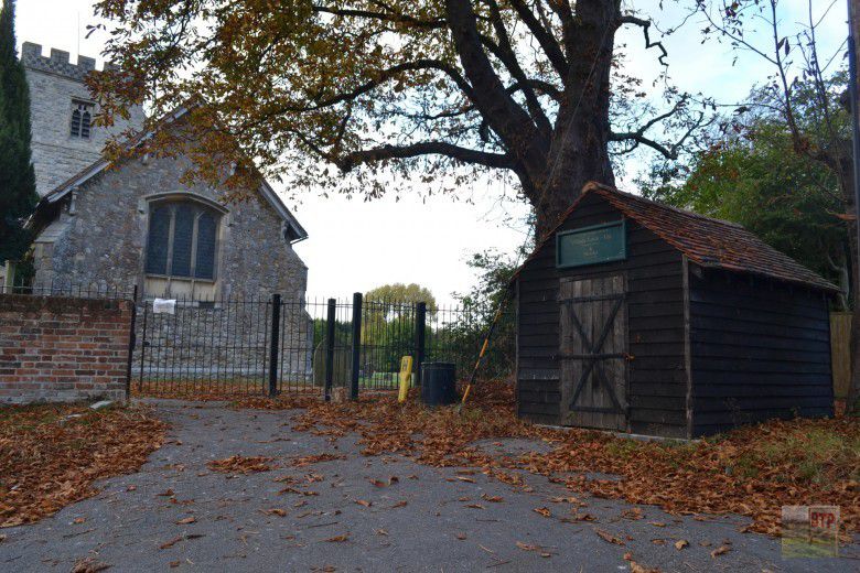 2. Canewdon, Inggris