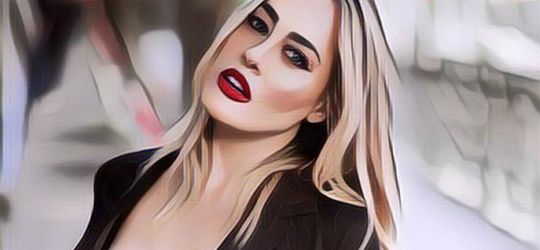 Waduh! Model Dewasa Ini Mengaku Bakal Muasin Presiden Prancis dengan Seks Oral