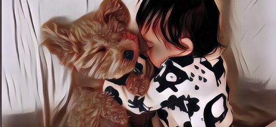 Foto-foto Menggemaskan Bayi Jepang Bersama Anjing Pudelnya