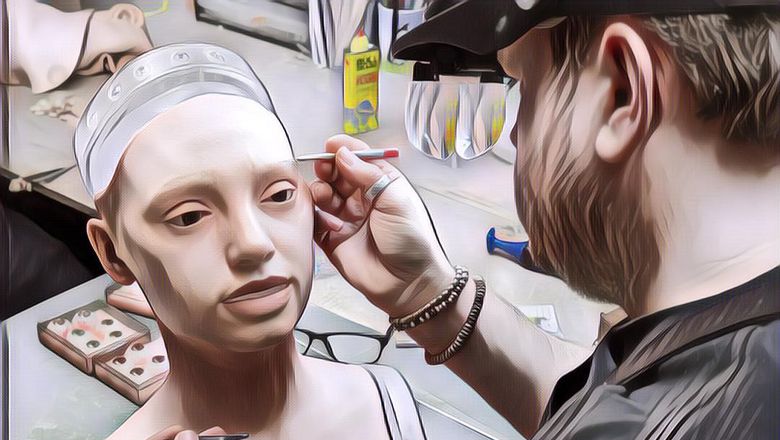 Robot Melukis Wajah Manusia Secara Langsung