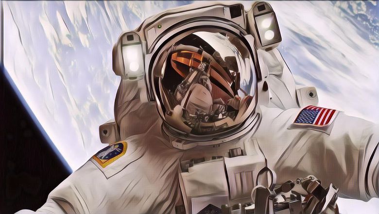 Gemeeey! Astronot Ini Buat Video Pertama TikTok di Stasiun Luar Angkasa Internasional