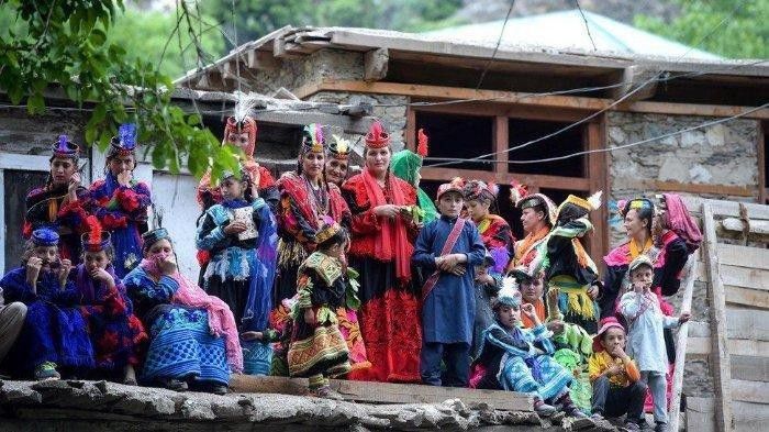 4. Perempuan Menstruasi Dilarang Tinggal di Desa