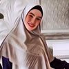 Kartika Putri Sedih Saat Lihat Gaya Hijab Para Pramugari, Berharap Maskapai Mau Rekrut Fashion Designer