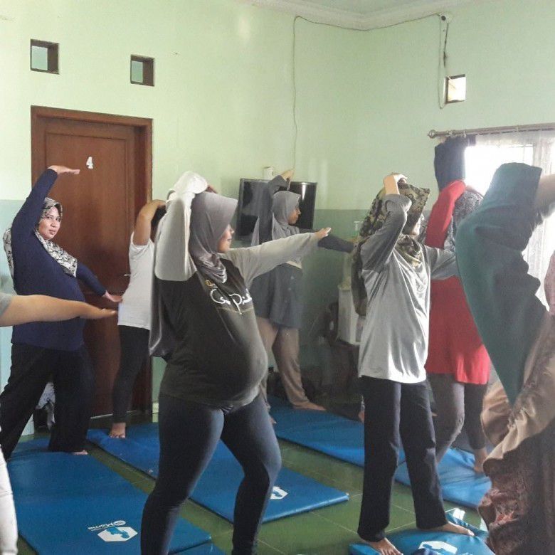 1. Berjalan di tempat