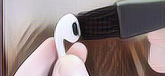 Tips Membersihkan True Wireless Stereo-mu Agar Tak Jadi Sarang Penyakit dan Agar Lebih Awet