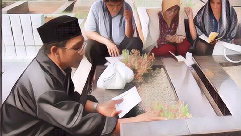 Kisah Mahmud, 27 Tahun Berprofesi Pendoa Makam, Langganan Habibie dan Keluarga Ali Sadikin