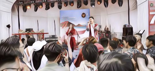 Dangdut Go Internasional! Intip Momen Seru Rara LIDA dan Hari LIDA Goyang Warga Rusia